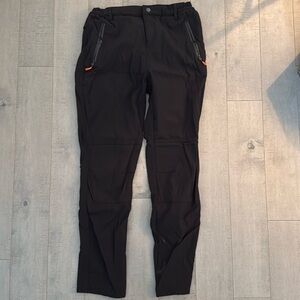 Wind resistant, fleece lined black women’s pants, US Large (W32 x L30”) $40👖